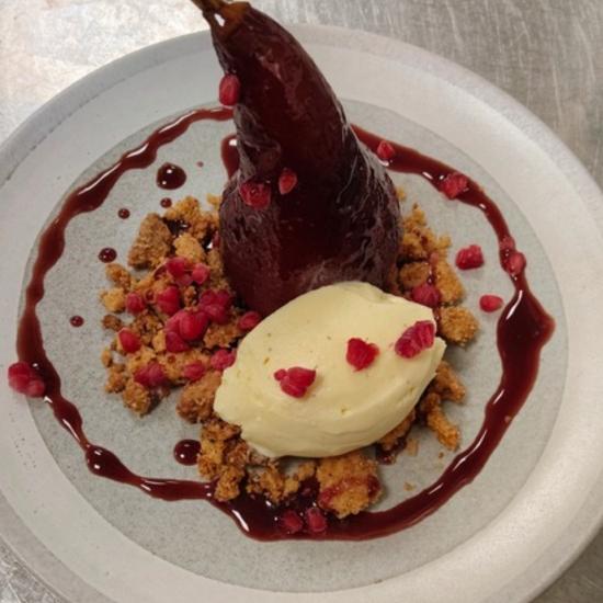 PERAS AO VIÑO TINTO CON XEADO 